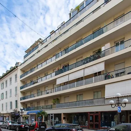 Daire #26 Staywizus - Idealy Located Flat Ac 2mins Walk To Sea Balcony *