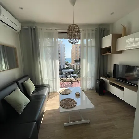 Daire #26 Staywizus - Idealy Located Flat Ac 2mins Walk To Sea Balcony