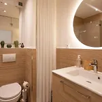 Apartament #26 Staywiz Us -idealy Located Flat Ac 2mins Walk To Sea Balcony Nicea