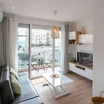 Apartament #26 Staywiz Us -idealy Located Flat Ac 2mins Walk To Sea Balcony