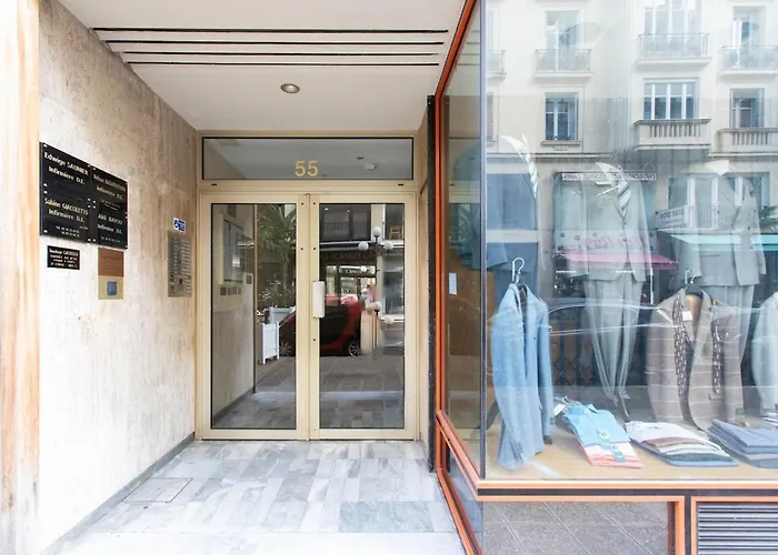 #26 Idealy Located Flat Ac 2mins Walk To Sea Balcony Nizza