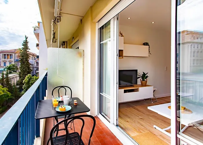Appartamento #26 Idealy Located Flat Ac 2mins Walk To Sea Balcony Nizza